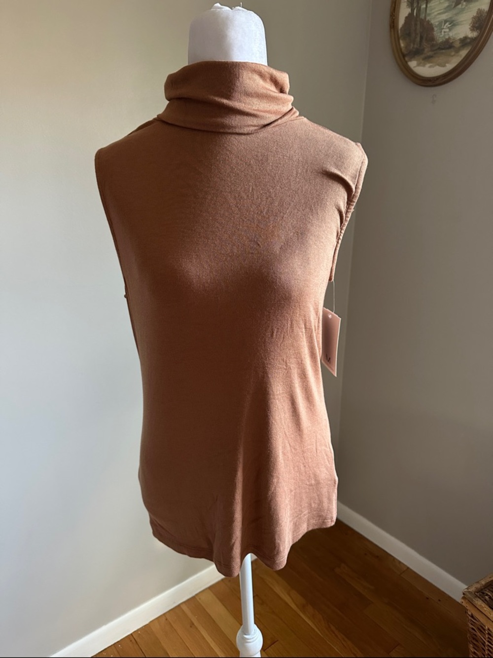 Magaschoni Sleeveless Tee, Turtleneck, in Camel color, Sz M